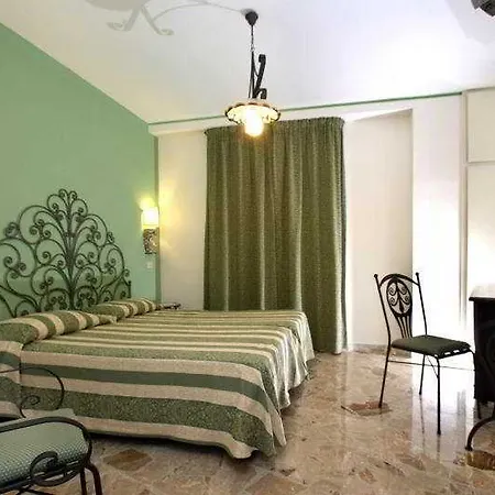Kristina 3* Taormina