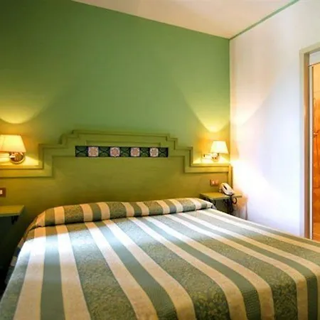 Hotel Kristina 3*
